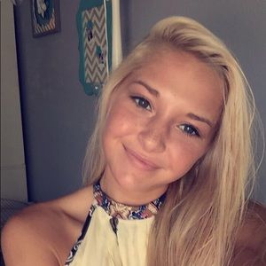 Meet your Posher, Sloane